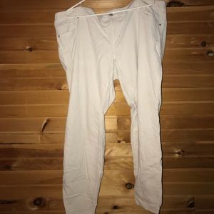 Old Navy Skinny White Corduroys size 24